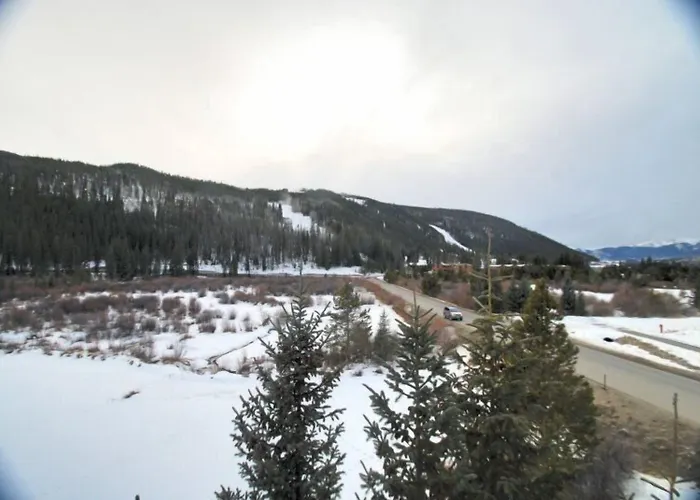 River Bank Lodge